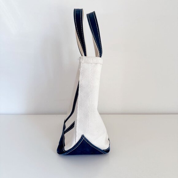 VINTAGE LLBEAN BOAT & TOTE BAG - WHITE WITH NAVY - MONOGRAM EFK - MEDIUM 16" - Picture 8 of 12